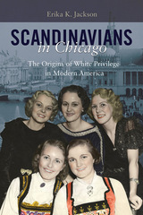 front cover of Scandinavians in Chicago