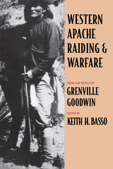 front cover of Western Apache Raiding and Warfare