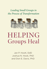 front cover of Helping Groups Heal