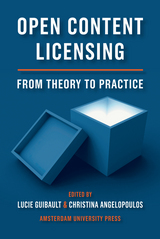 front cover of Open Content Licensing