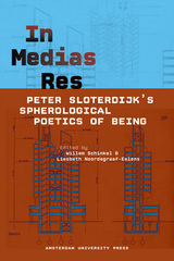 front cover of In Medias Res